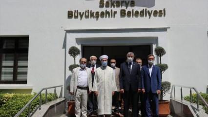Diyanet İşleri Başkanı Erbaş, Sakarya Büyükşehir Belediye Başkanı Yüce'yi ziyaret etti