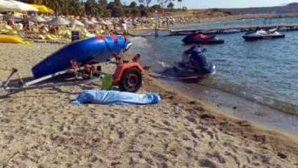 Foça'da 10 kişinin bulunduğu tekne battı: 4 ölü