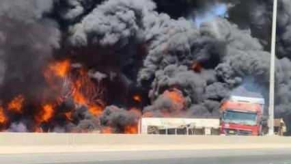 Kuveyt'teki dev akaryakıt tankeri yangını kamerada