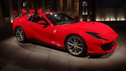 Ferrari, ilk elektrikli modelleri için tarih verdi
