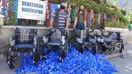 'Mavi kapak' toplayan dede- torun, 373 engelliye tekerlekli sandalye sağladı