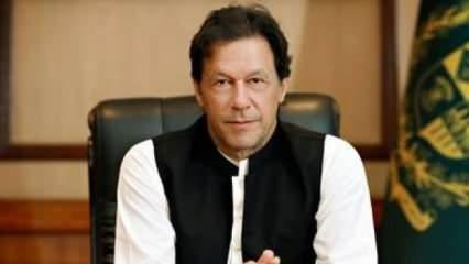 Pakistan'da Başbakan Khan'a  gensoru şoku: Parlamento kabul etti