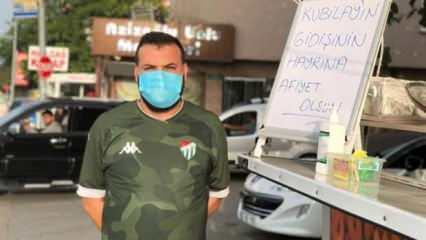 Bursaspor'dan ayrılan Kubilay için taraftar lokma döktürdü