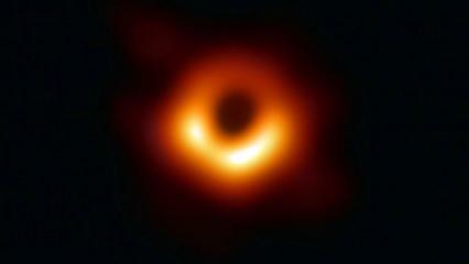 2020 Nobel Fizik Ödülü kara deliklerin keşfine katkı sağlayan 3 bilim insanına verildi