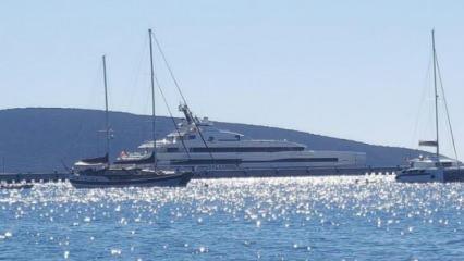D&uuml;nyanın en l&uuml;ks yatlarından...Bodrum'a demirledi