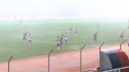 Bergama Belediyespor - Manisaspor maçı yağış nedeniyle durdu!