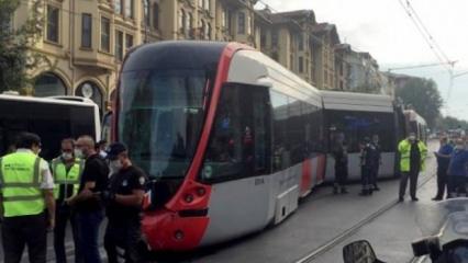 Kabataş-Bağcılar tramvay hattındaki kaza seferleri aksattı