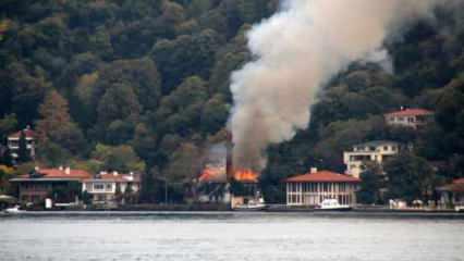Mahalle sakinleri yanan Tarihi Vaniköy Camii'ni anlattı