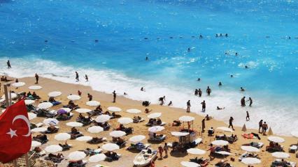 Türkiye 10 ayda 14 milyon turist ağırladı