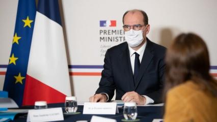 Fransa’da 31 Aralık gecesi havai fişek gösterileri yasaklandı