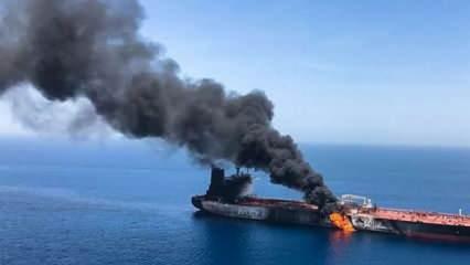 Cidde'de limanında petrol tankerinde patlama