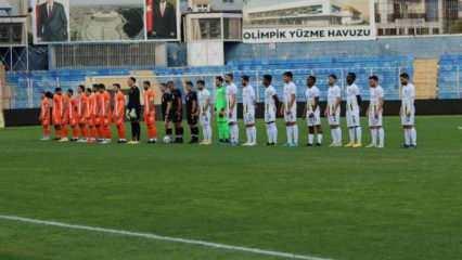 Adanaspor - Menemenspor maçında kural hatası! 