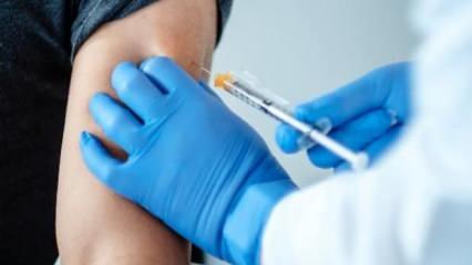 İngiltere'de Kovid-19 aşısı olan NHS çalışanı Türk doktordan yan etki açıklaması