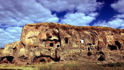 Madavans Vadisi'nde binlerce yıllık 400 mağara evi turizme kazandırılıyor