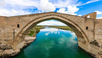 Tarihi köprüler turizme kazandırılıyor