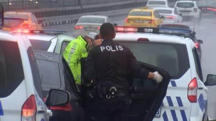 Üsküdar'da polisten kaçtılar, Haliç Köprüsü'nde yakalandılar