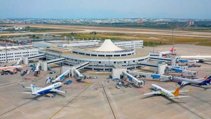 Antalya Havalimanı 140 rotadan 10 milyon yolcuyu ağırladı