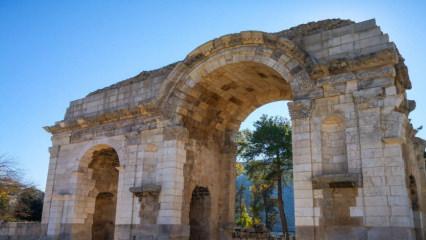 Efes'in 5 katı büyüklüğünde! Anavarza Antik Kenti 