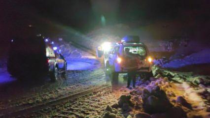 Siirt’te kar nedeniyle mahsur kalan hasta kadın UMKE ekiplerince kurtarıldı
