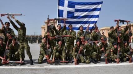 Yunanistan'da zorunlu askerlik uzuyor!