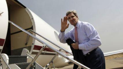 John Kerry'den 'özel jet' savunması