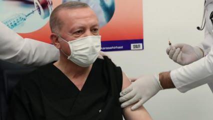 Cumhurbaşkanı Erdoğan ikinci doz aşısını oldu