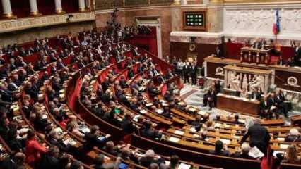 Fransa'da skandal karar! Müslümanları hedef alan yasa Ulusal Meclis'ten geçti!