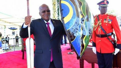 Tanzanya'nın salgını kabul etmeyen lideri: Panik yapmayın üç gün dua edin