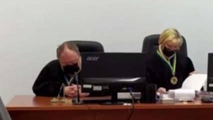 Ukrayna'da hakim mahkemede yaptığıyla sosyal medyanın diline düştü
