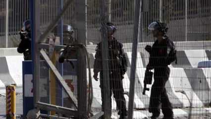İşgalci İsrail güçleri 19 Filistinliyi gözaltına aldı