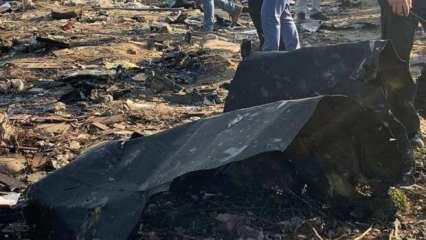 Son dakika: Güney Sudan'da küçük yolcu uçağı düştü!