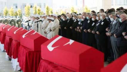 Türkiye helikopter kazası şehitlerini devlet töreniyle uğurladı                            