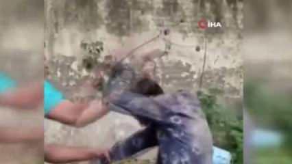 Hindistan'da tapınaktan su içen Müslüman çocuğa saldıranlar yakalandı