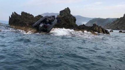 Göçmenleri taşıyan tekne kayalıklara çarptı