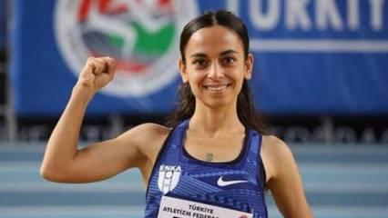 Bakan Kasapoğlu'ndan milli atlet Ayşe Tekdal'a tebrik