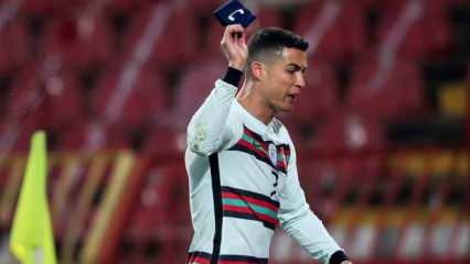 Ronaldo'nun fırlattığı pazubandı açık artırmaya çıktı