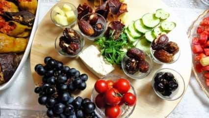 İftariye tabağı nedir ve i&ccedil;inde neler olur? En kolay iftariye tabağı hazırlama
