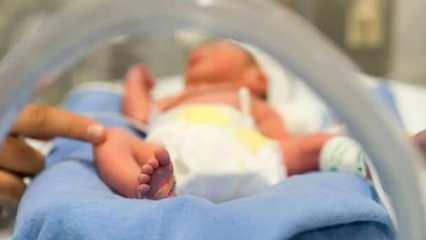 İspanya'da Kovid-19 antikorlarları taşıyan ilk bebek doğdu