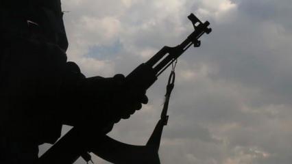 YPG/PKK'lı teröristler Haseke'de 2 bin 700 genci zorla silah altına aldı