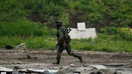 Donbas'ta hareketlilik: 1 Ukrayna askeri daha öldü