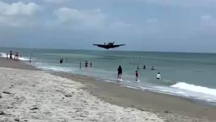 ABD'de uçak denize indi! Plajdaki halk şoke oldu