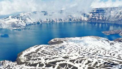 Her mevsim farklı güzel: Nemrut Krater Gölü