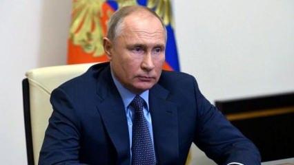 Rusya Devlet Başkanı Putin 2. doz aşıyı yaptırdı
