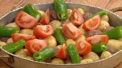 Salça soslu fırında köfte patates nasıl yapılır? Kızartmadan fırında köfte patates tarifi...