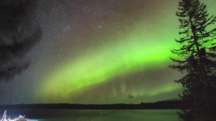 Alaska'da kuzey ışıklarının görsel şöleni