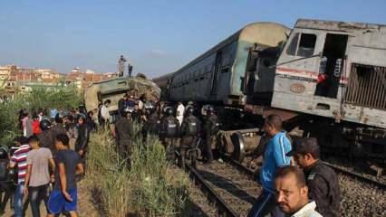 Mısır'daki tren kazasında ölü sayısı 23'e yükseldi