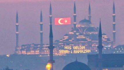 Taksim Camii, Çamlıca Camiisi’ni selamladı