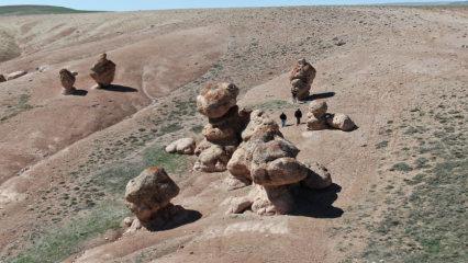 Mantar kayalar hem görüntüleriyle hem hikayesiyle şaşırtıyor