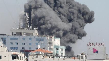 ABD basını AP ve Aljazeera'nın ofislerinin bombalanmasını böyle gördü