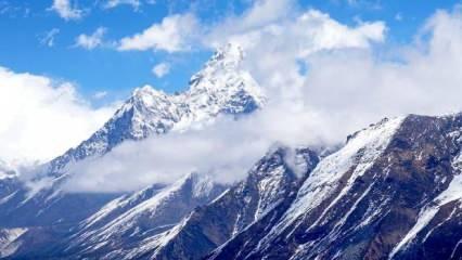 Everest bahar tırmanışı iptal edildi